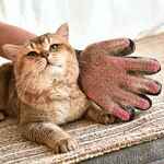 Перчатка для груминга FUR