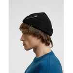 Шапка PRICKER, черная