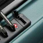 Чемодан SHADOW 5.0 S, зеленый