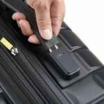 Чемодан SHADOW 5.0 M, черный