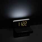 Часы настольные с беспроводным зарядным устройством PITSTOP, черные