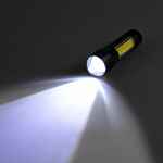 Фонарик аккумуляторный с фокусировкой луча KIRK, черный