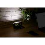 Часы настольные с беспроводным зарядным устройством PITSTOP, черные