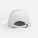 Бейсболка CLASSIC 2.0, белая с темно-синим кантом