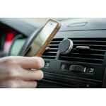 Магнитный держатель для смартфонов CINCH