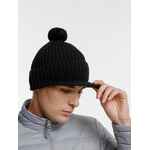 Вязаная шапка с козырьком PEAKY, черная