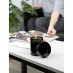 Ароматическая свеча FLIKKA, сандал и амбра, черная