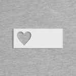 Лейбл из ПВХ с вырубкой «Сердце», белый