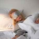 Маска для сна ESSENTIAL, светло-серая